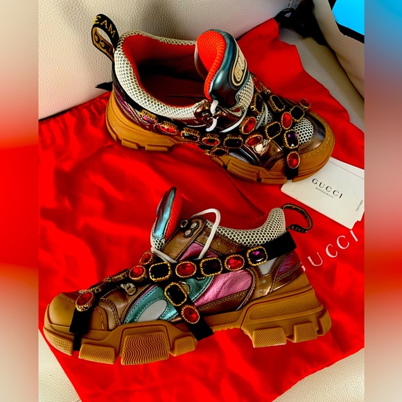 Gucci Shoes - Gucci Flashtrek Sneakers